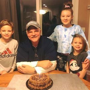 Meet your Posher, Robert